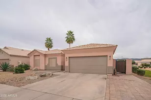 2621 E Pecan Rd, Phoenix, AZ 85040 - Photo 4