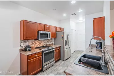 2621 E Pecan Road, Phoenix, AZ 85040 - Photo 16