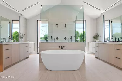 4704 N 40th Place, Phoenix, AZ 85018 - Photo 56