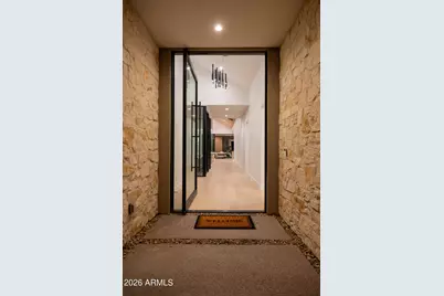 4704 N 40th Place, Phoenix, AZ 85018 - Photo 8