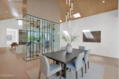 4704 N 40th Place, Phoenix, AZ 85018 - Photo 12