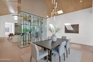 4704 N 40th Pl, Phoenix, AZ 85018 - Photo 12