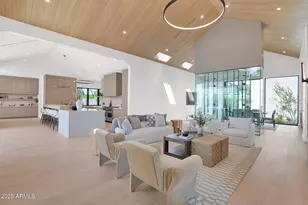 4704 N 40th Pl, Phoenix, AZ 85018 - Photo 14