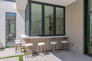 4704 N 40th Pl, Phoenix, AZ 85018 - Photo 30