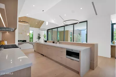 4704 N 40th Place, Phoenix, AZ 85018 - Photo 24