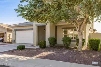 18071 W Young Street, Surprise, AZ 85388 - Photo 4