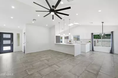 756 E Palomino Drive, Gilbert, AZ 85296 - Photo 8