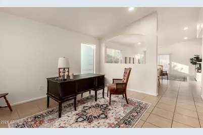 10736 W Turney Avenue, Phoenix, AZ 85037 - Photo 8