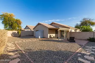 10736 W Turney Ave, Phoenix, AZ 85037 - Photo 32