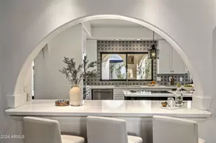 8127 E Del Capitan Dr, Scottsdale, AZ 85258 - Photo 10