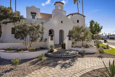 8127 E Del Capitan Drive, Scottsdale, AZ 85258 - Photo 1