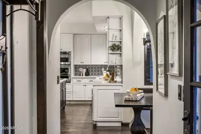 8127 E Del Capitan Drive, Scottsdale, AZ 85258 - Photo 18