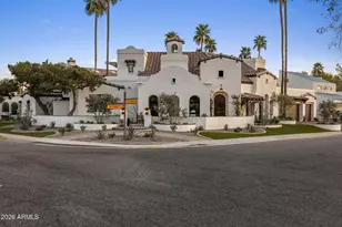 8127 E Del Capitan Dr, Scottsdale, AZ 85258 - Photo 4