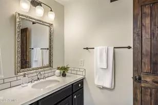 8127 E Del Capitan Dr, Scottsdale, AZ 85258 - Photo 54