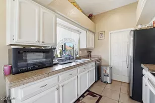 11226 N 60th Ct, Glendale, AZ 85304 - Photo 10