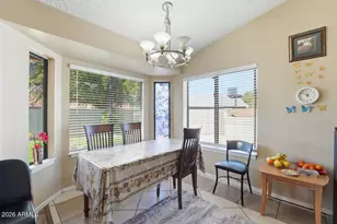 11226 N 60th Ct, Glendale, AZ 85304 - Photo 8