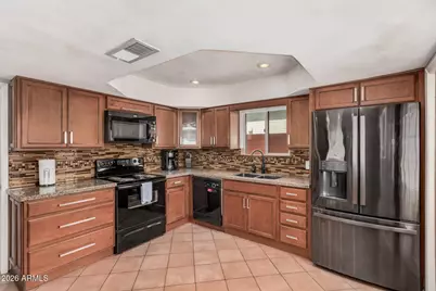 5314 N Las Casitas Place, Phoenix, AZ 85016 - Photo 10