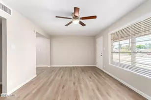 3646 E Glenrosa Ave, Phoenix, AZ 85018 - Photo 8