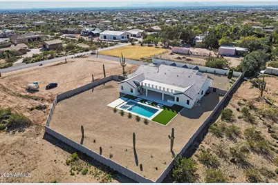 8042 E Palm Lane, Mesa, AZ 85207 - Photo 38