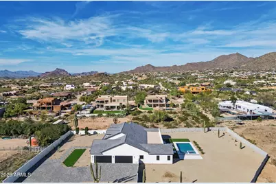 8042 E Palm Lane, Mesa, AZ 85207 - Photo 36