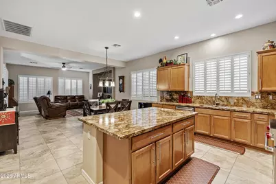 2205 W Clearview Trail, Phoenix, AZ 85086 - Photo 24