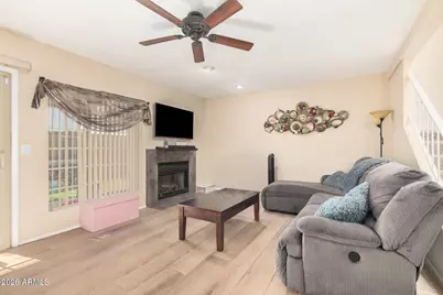 815 E Grovers Avenue #25, Phoenix, AZ 85022 - Photo 2