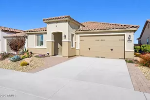 26990 W Kerry Ln, Buckeye, AZ 85396 - Photo 2