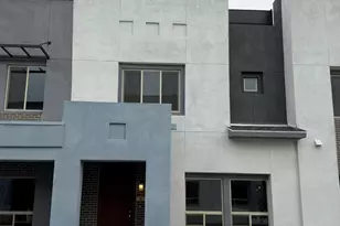 733 E Commonwealth Ave, Chandler, AZ 85225 - Photo 2