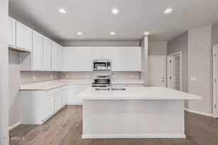 733 E Commonwealth Ave, Chandler, AZ 85225 - Photo 10