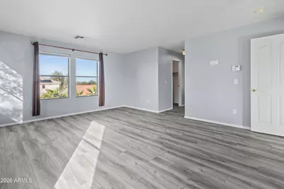 104 E Milada Drive, Phoenix, AZ 85042 - Photo 18