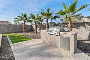 104 E Milada Dr, Phoenix, AZ 85042 - Photo 32