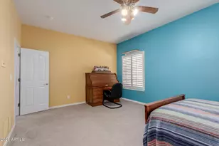 11820 S Warpaint Dr, Phoenix, AZ 85044 - Photo 36