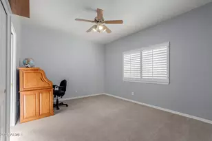 11820 S Warpaint Dr, Phoenix, AZ 85044 - Photo 40