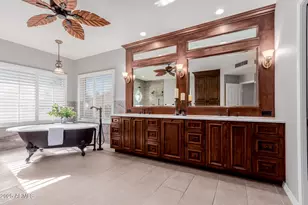 11820 S Warpaint Dr, Phoenix, AZ 85044 - Photo 32