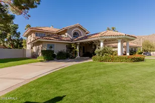 11820 S Warpaint Dr, Phoenix, AZ 85044 - Photo 2