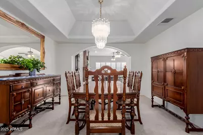 11820 S Warpaint Drive, Phoenix, AZ 85044 - Photo 12