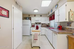 13659 N Newcastle Dr, Sun City, AZ 85351 - Photo 16