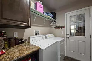 650 N Hawes Rd, Mesa, AZ 85207 - Photo 22