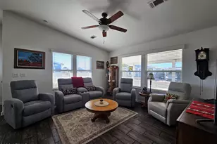 650 N Hawes Rd, Mesa, AZ 85207 - Photo 24