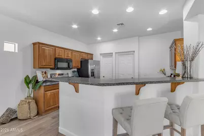 17590 W Bridger Street, Surprise, AZ 85388 - Photo 6