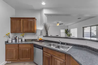 17590 W Bridger Street, Surprise, AZ 85388 - Photo 8