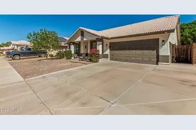 638 W Sierra Madre Avenue, Gilbert, AZ 85233 - Photo 2