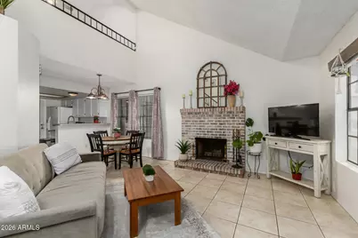 4834 E Kachina Trail #1, Phoenix, AZ 85044 - Photo 4