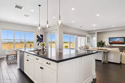 7707 S 43rd Place, Phoenix, AZ 85042 - Photo 18