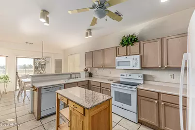 6680 S Tamarron Way, Chandler, AZ 85249 - Photo 14