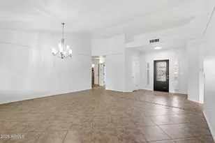 2537 E Lupine Ave, Phoenix, AZ 85028 - Photo 2