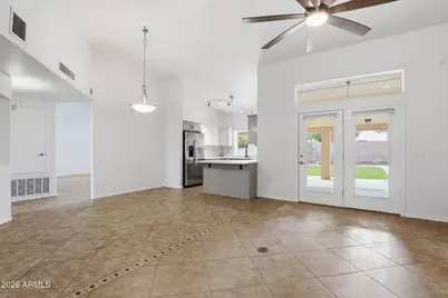 2537 E Lupine Avenue, Phoenix, AZ 85028 - Photo 8