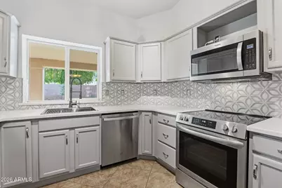 2537 E Lupine Avenue, Phoenix, AZ 85028 - Photo 4