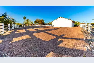 9337 N 111th Drive, Sun City, AZ 85351 - Photo 48
