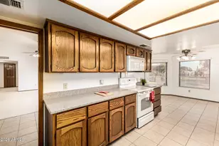 9337 N 111th Dr, Sun City, AZ 85351 - Photo 24